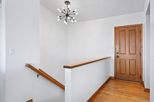 8720 E WOODLAND PARK Dr, Spokane, WA 99217