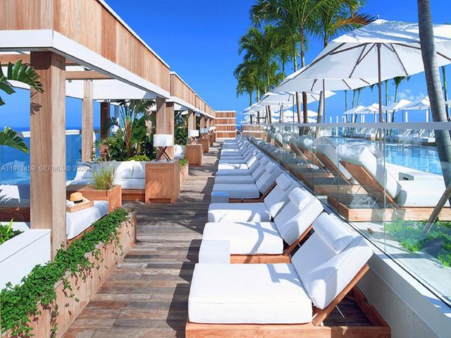 102 24th Street 904, Miami Beach, FL 33139