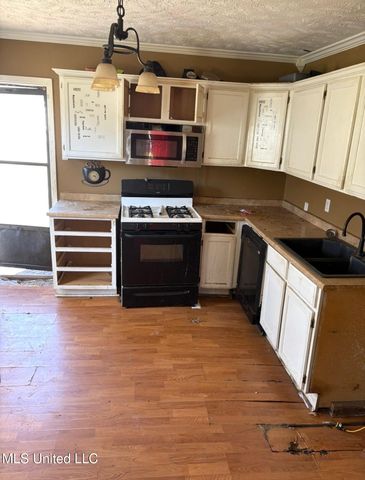 3801 Sherwood Drive, Natchez, MS 39120