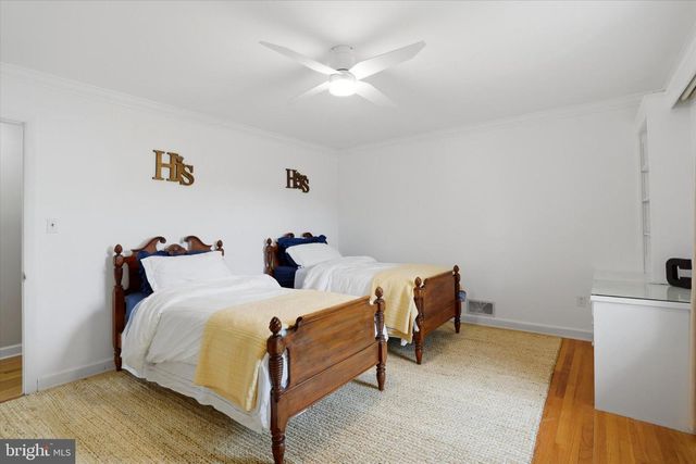 875 LOCUST GROVE RD, West Chester, PA 19382