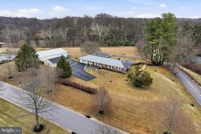 875 LOCUST GROVE RD, West Chester, PA 19382