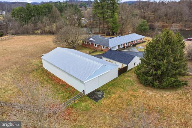 875 LOCUST GROVE RD, West Chester, PA 19382