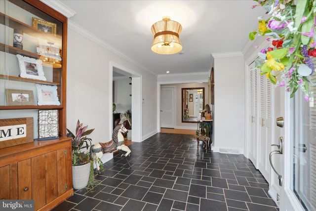 875 LOCUST GROVE RD, West Chester, PA 19382