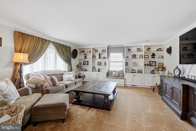 875 LOCUST GROVE RD, West Chester, PA 19382