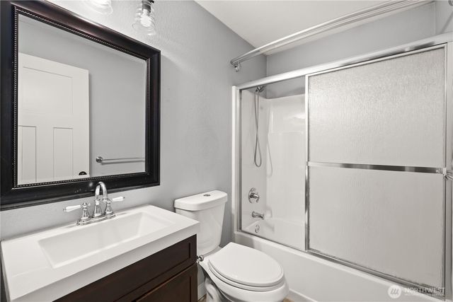 5702 N 39th Street, Tacoma, WA 98407