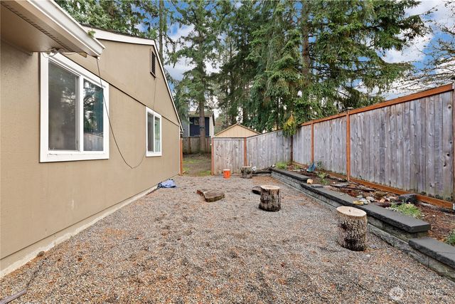 5702 N 39th Street, Tacoma, WA 98407