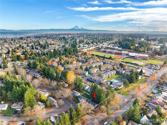 5702 N 39th Street, Tacoma, WA 98407