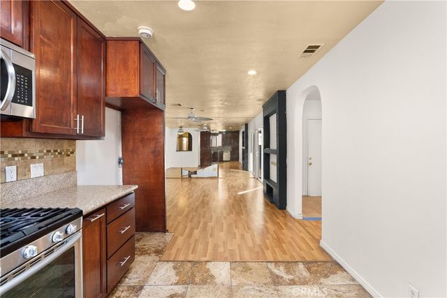 9453 Danby Avenue, Santa Fe Springs, CA 90670