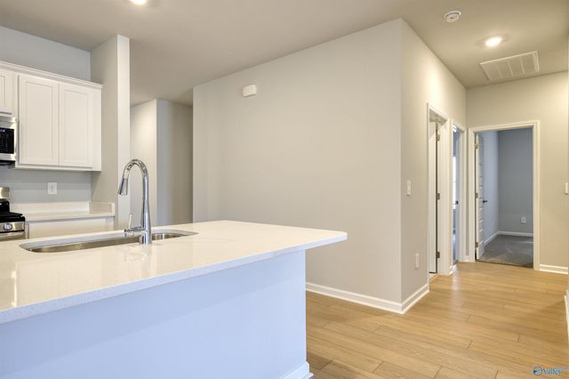 12392 Whitcomb Circle, Athens, AL 35613