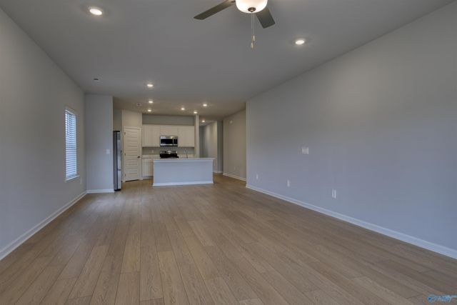 12392 Whitcomb Circle, Athens, AL 35613