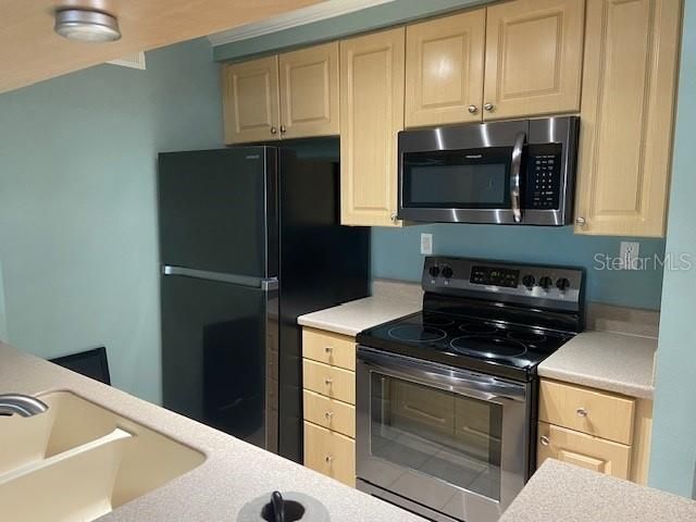 108 ALAMEDA COURT 334, Tampa, FL 33609