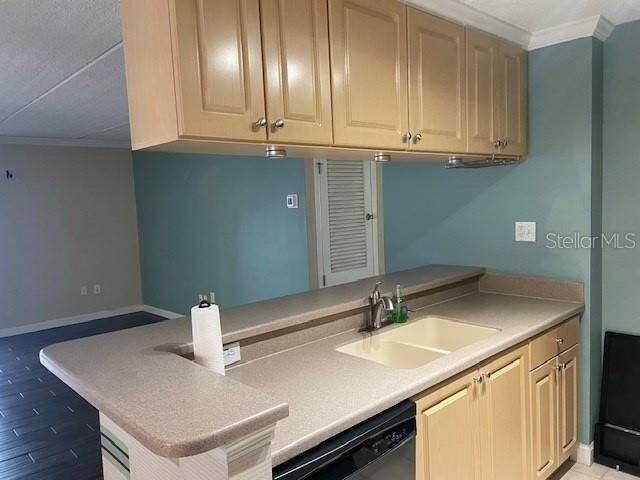 108 ALAMEDA COURT 334, Tampa, FL 33609