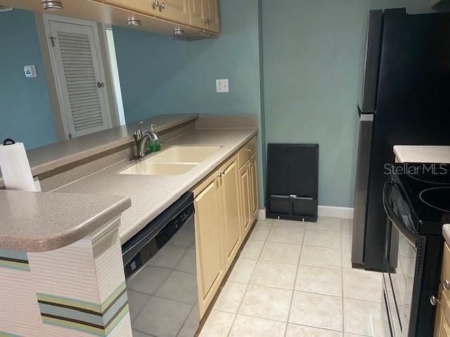 108 ALAMEDA COURT 334, Tampa, FL 33609