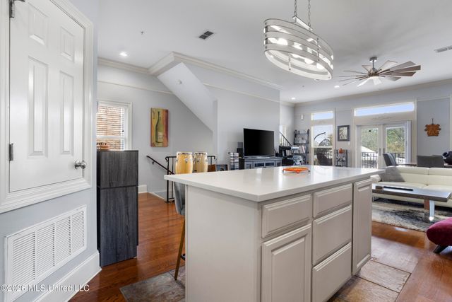 27 Oak Alley Lane, Long Beach, MS 39560