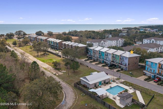 27 Oak Alley Lane, Long Beach, MS 39560