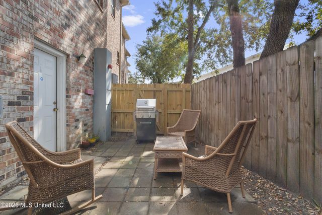 27 Oak Alley Lane, Long Beach, MS 39560