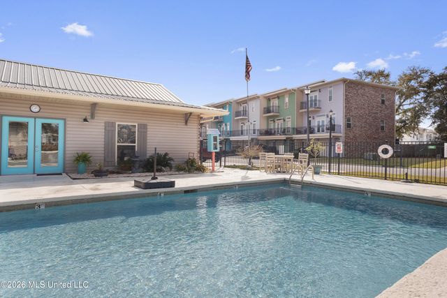 27 Oak Alley Lane, Long Beach, MS 39560