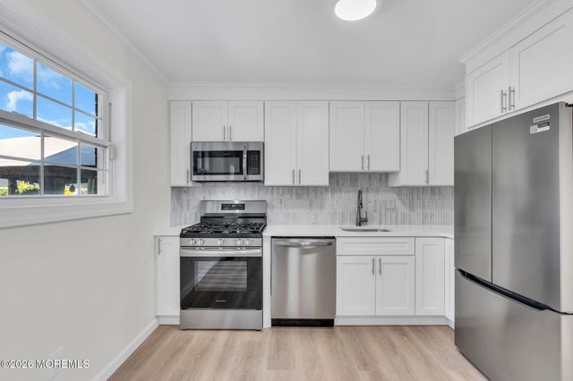 566 Labanna Court, Brick, NJ 08724