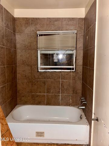 1519 Stewart Avenue, Gulfport, MS 39501