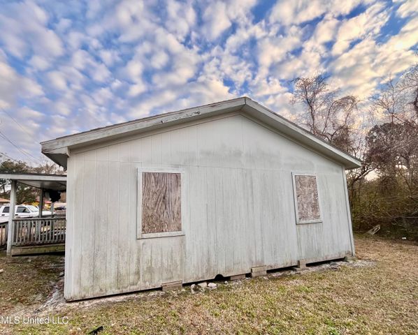 1519 Stewart Avenue, Gulfport, MS 39501