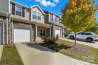 7011 Jane Parks Way, Charlotte, NC 28217