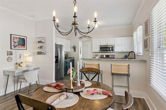 812 E PARIS STREET, Tampa, FL 33604