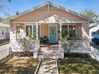 812 E PARIS STREET, Tampa, FL 33604