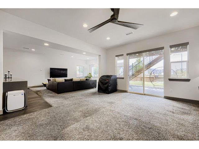 18401 W 93rd Pl, Arvada, CO 80007