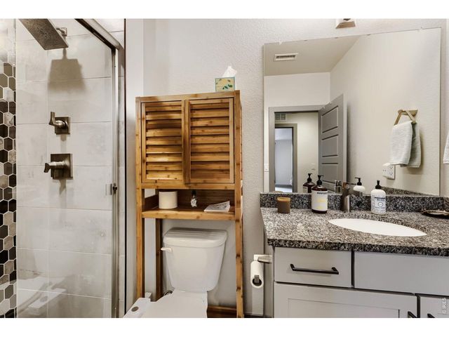 18401 W 93rd Pl, Arvada, CO 80007
