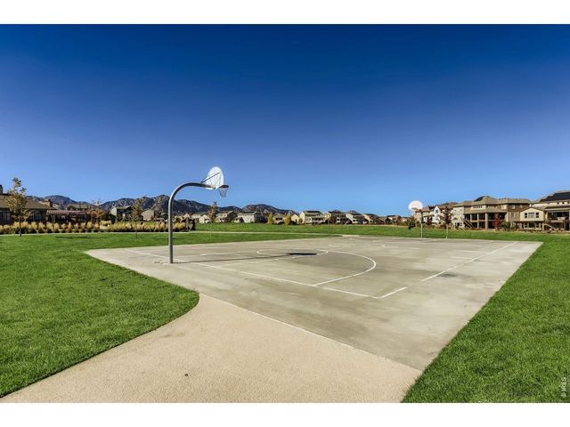 18401 W 93rd Pl, Arvada, CO 80007