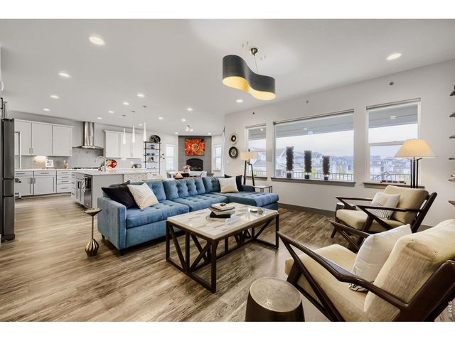 18401 W 93rd Pl, Arvada, CO 80007