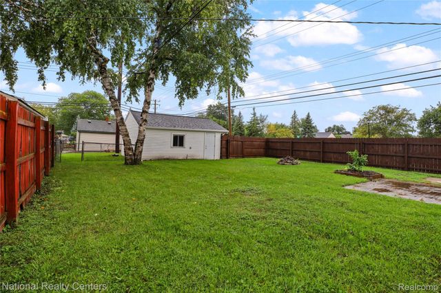 29765 Sheridan Street, Garden City, MI 48135