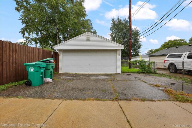 29765 Sheridan Street, Garden City, MI 48135