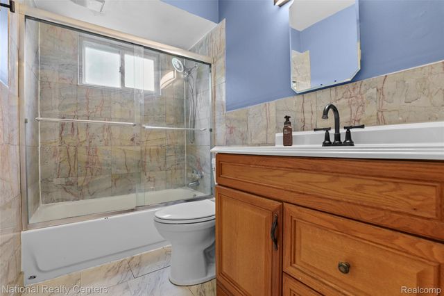 29765 Sheridan Street, Garden City, MI 48135