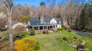 27 Highland Avenue, New Hartford, CT 06057
