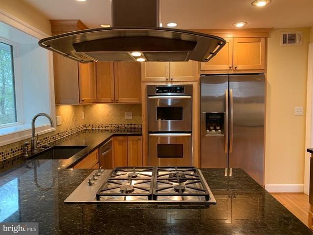 7512 ARDEN RD, Cabin John, MD 20818