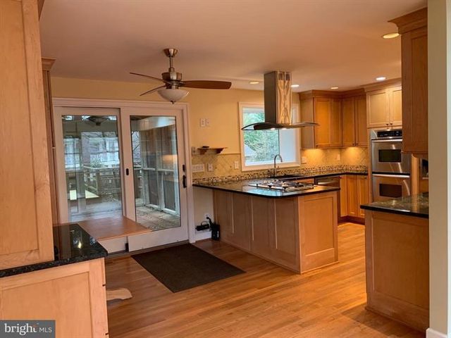 7512 ARDEN RD, Cabin John, MD 20818