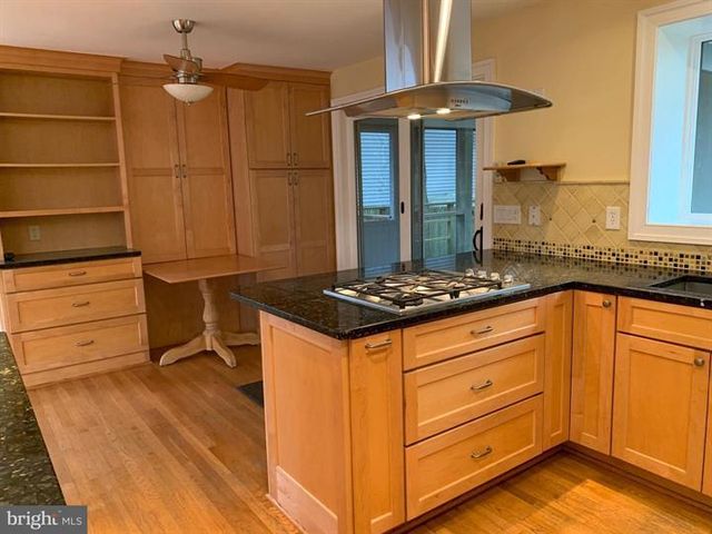 7512 ARDEN RD, Cabin John, MD 20818