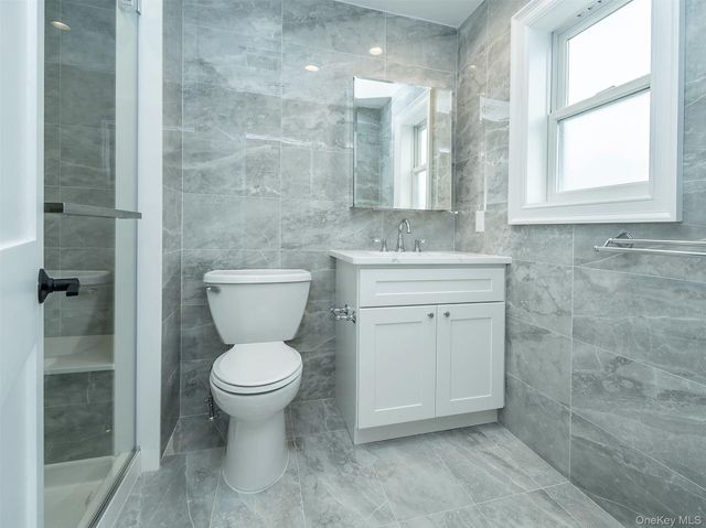 35B Dunwood Road, Port Washington, NY 11050