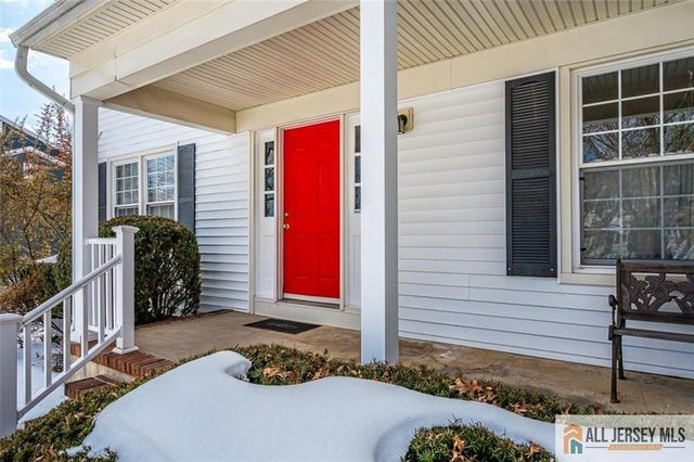 17 Eastern Drive, South Brunswick, NJ 08824