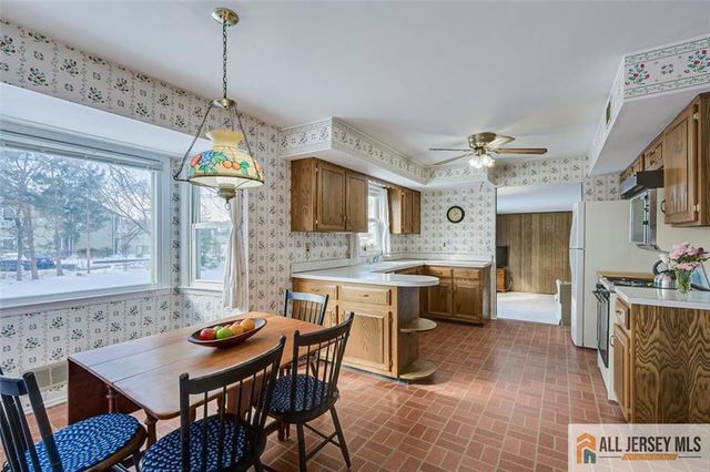 17 Eastern Drive, South Brunswick, NJ 08824