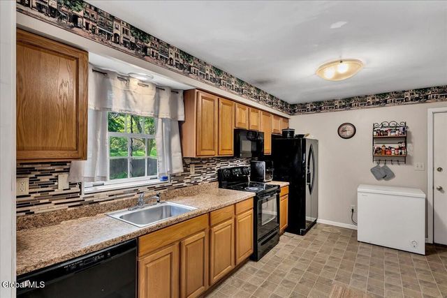 1180 Laural Lane, Ballston Spa, NY 12020