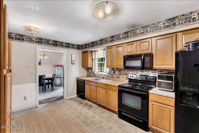 1180 Laural Lane, Ballston Spa, NY 12020