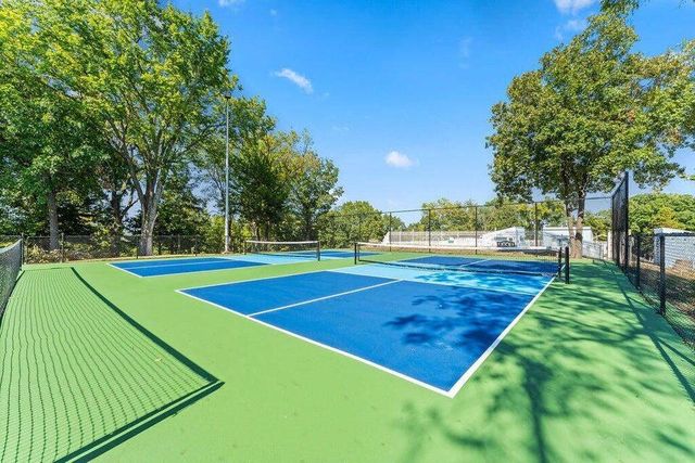 541 Ozark Mountain Resort Drive 95, Kimberling City, MO 65686