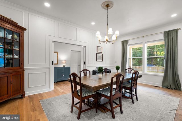 2854 FAIRMONT ST, Falls Church, VA 22042