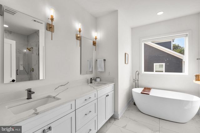 2854 FAIRMONT ST, Falls Church, VA 22042