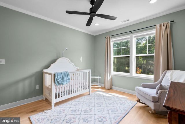 2854 FAIRMONT ST, Falls Church, VA 22042
