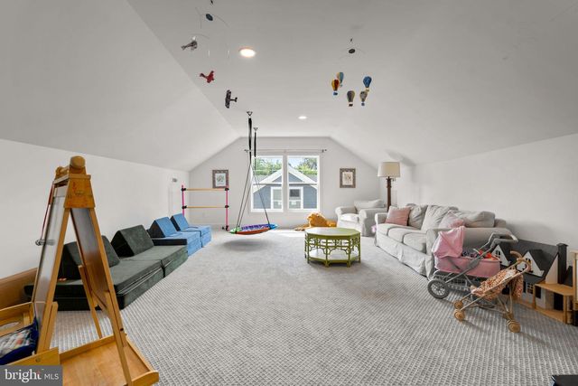 2854 FAIRMONT ST, Falls Church, VA 22042