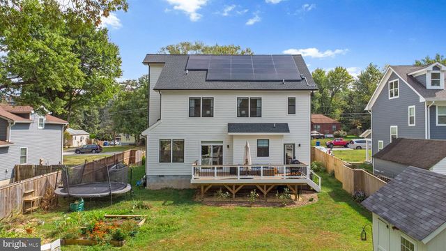 2854 FAIRMONT ST, Falls Church, VA 22042