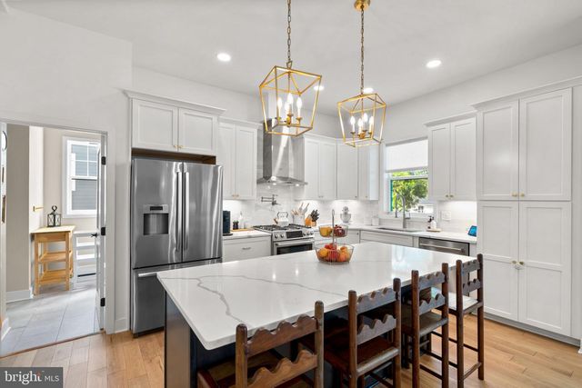 2854 FAIRMONT ST, Falls Church, VA 22042